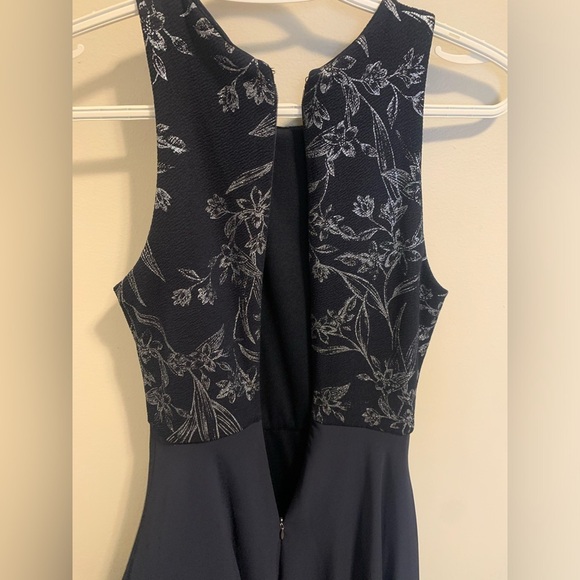 Le Château Girls’ Navy Fit & Flare Dress - Size XXS (Kids) - Picture 4 of 9